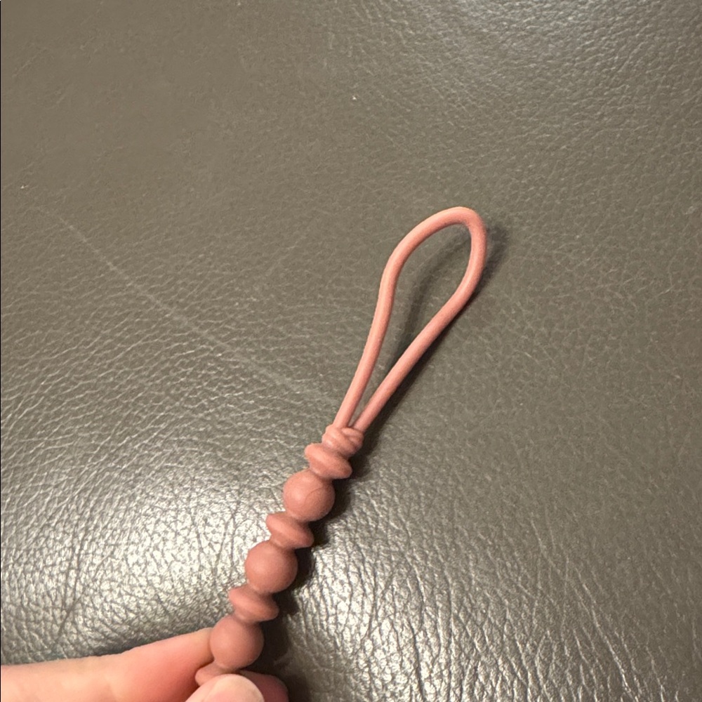 Itzy Ritzy Pacifier Clip - Picture 4 of 4